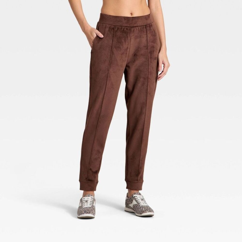 Women's Velour Ribbed Jogger Sweatpants - All In Motion Brown M